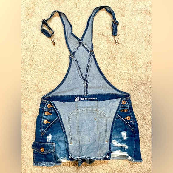 NO Boundaries Jr. XS Overall Jean Shorts - Picture 2 of 4